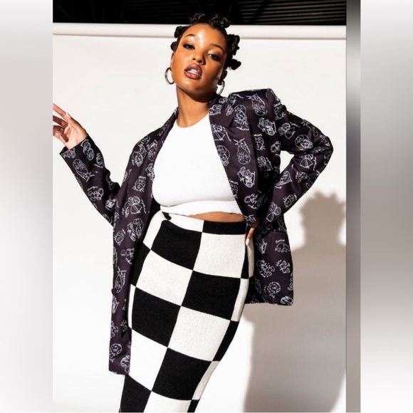 Dressed in Lala zodiac blazer - Picture 2 of 4